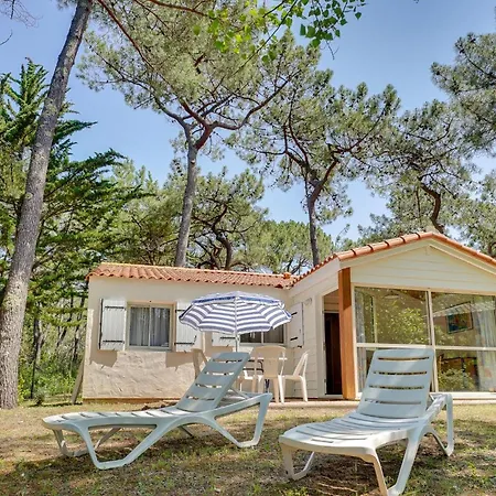 2 Bedroom Gorgeous In Sur